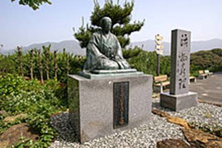 https://upload.wikimedia.org/wikipedia/commons/thumb/e/e3/Seishu_Hanaoka01n.jpg/220px-Seishu_Hanaoka01n.jpg