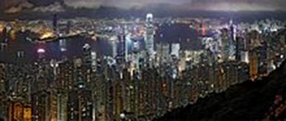 https://upload.wikimedia.org/wikipedia/commons/thumb/c/c4/Hong_Kong_Night_Skyline_non-HDR.jpg/220px-Hong_Kong_Night_Skyline_non-HDR.jpg