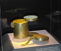 https://upload.wikimedia.org/wikipedia/commons/thumb/e/e4/Western_Han_Dynasty_Bronze_Lamp3.jpg/120px-Western_Han_Dynasty_Bronze_Lamp3.jpg