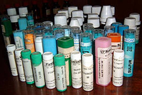 https://upload.wikimedia.org/wikipedia/commons/thumb/9/9b/Homeopathic332.JPG/250px-Homeopathic332.JPG